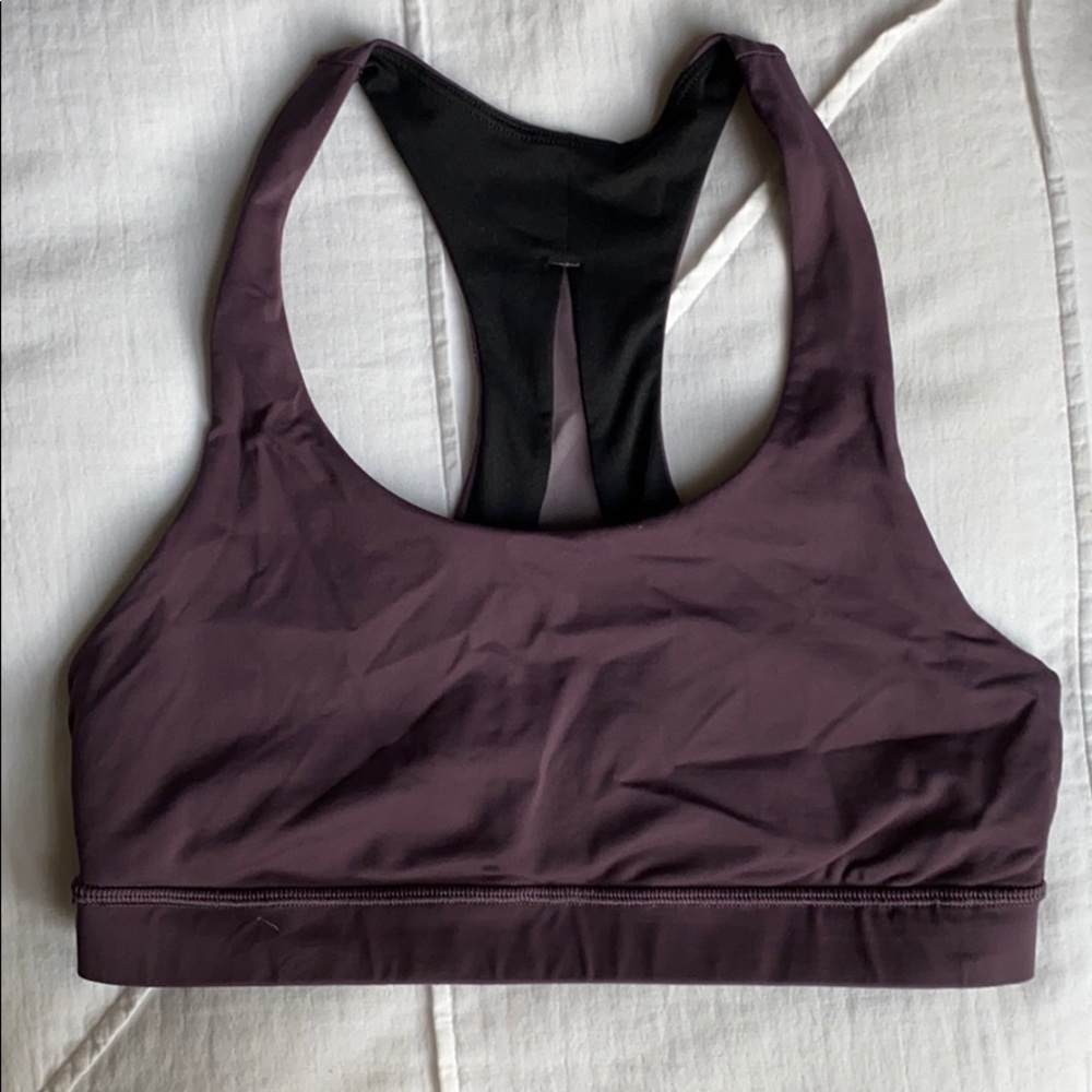 Lululemon sports bra